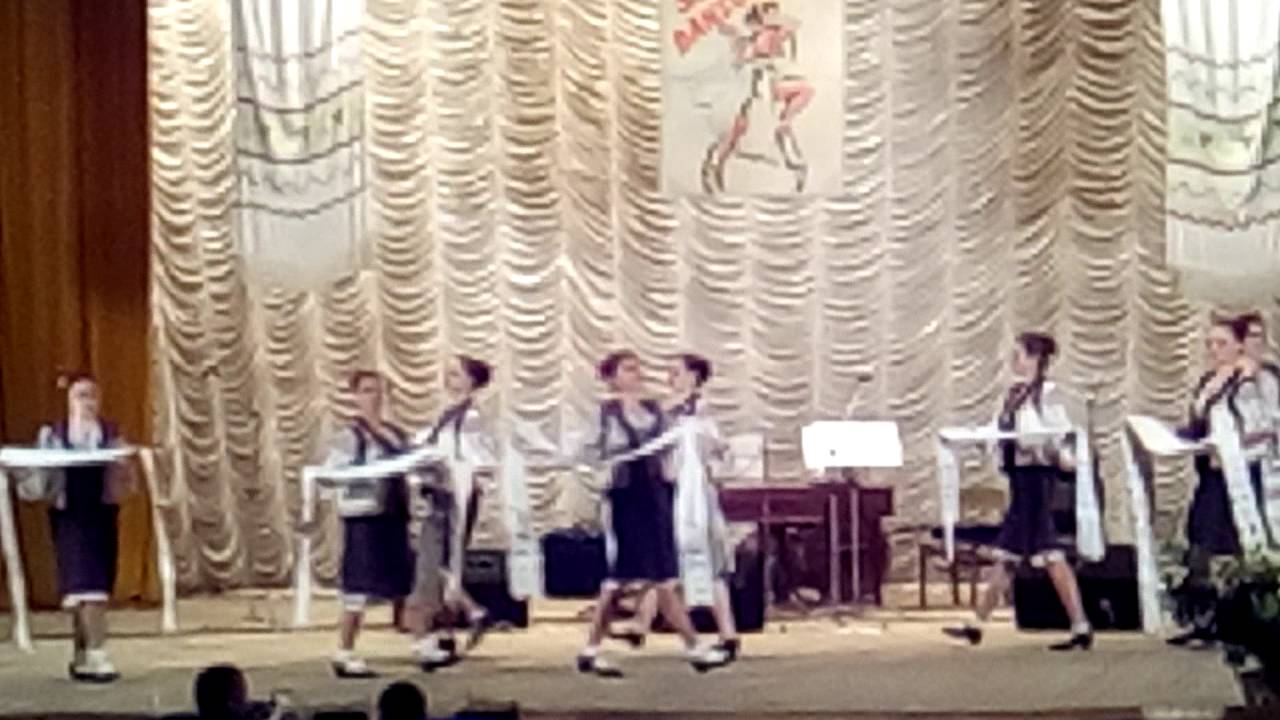 Hora fetelor.  BINE AȚI VENIT!