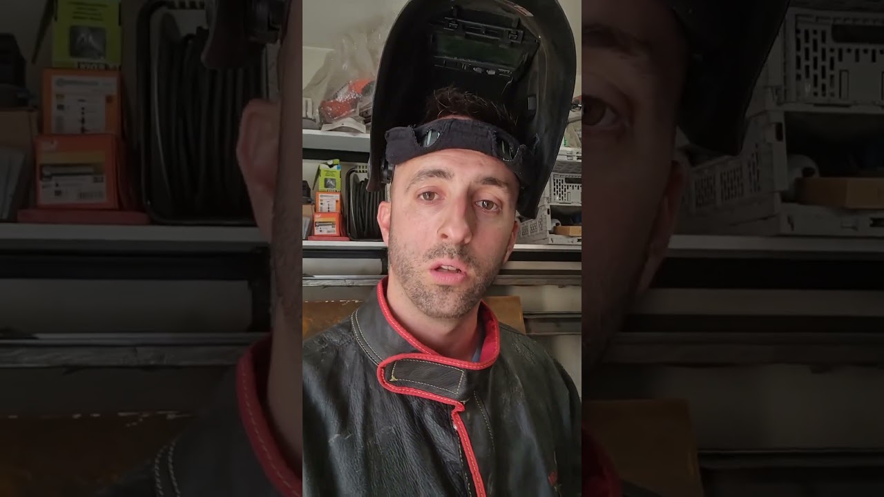 Astuce pour ne plus coller ton électrode enrobée  #soudure #welding #astuce #arc