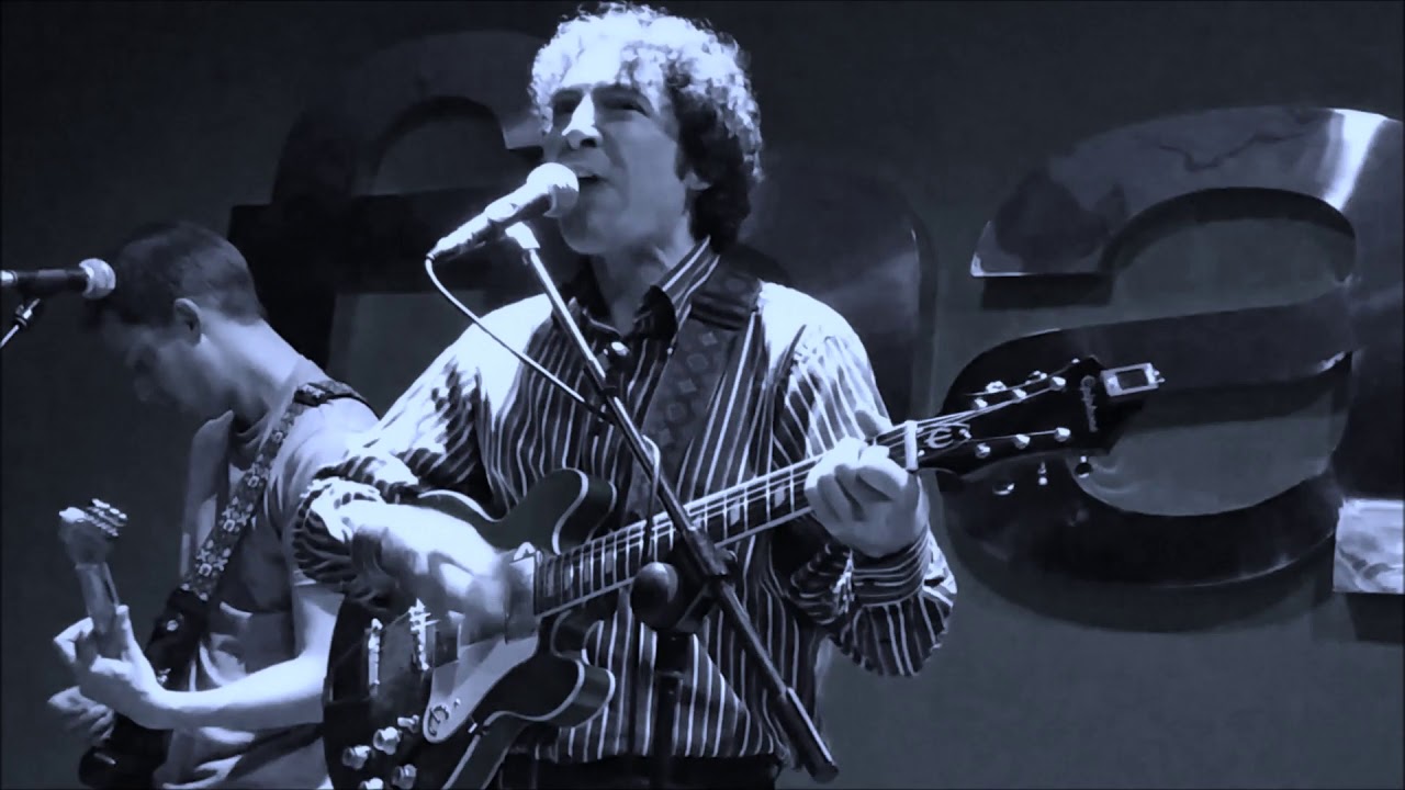 The Mild Antics - The Runner - YouTube