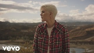 Watch Betty Who All Of You video