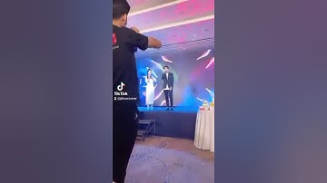 Hana Cẩm Tiên và Khánh Ân đi đám cưới hát live Như bến đợi đò hay quá...