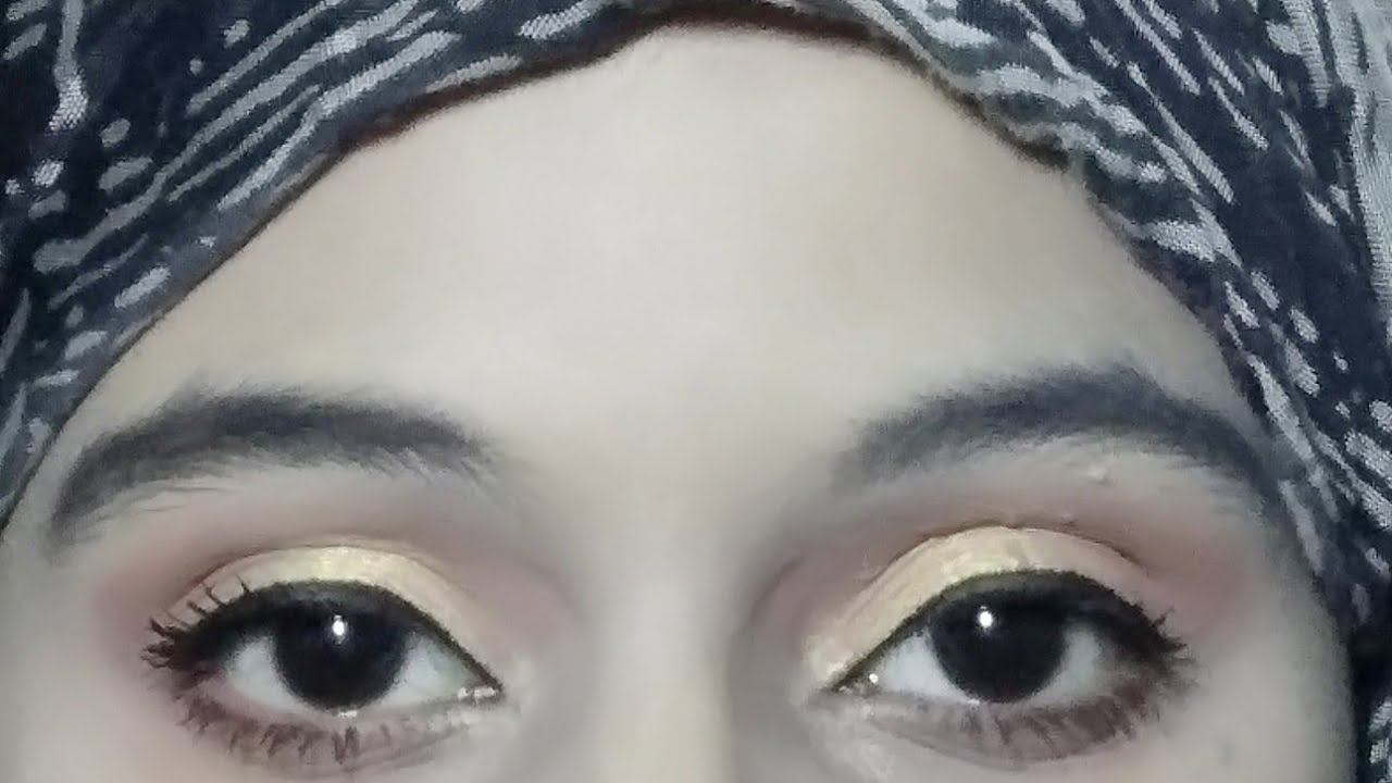Nida Raza easy 5 minute eye makeup using || only 2 eyeshadow || Nida Raza 😊 - YouTube