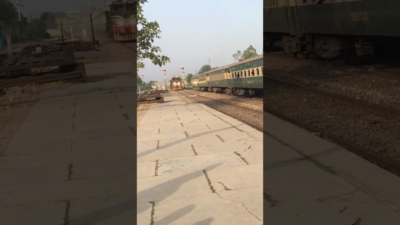 Funny Train Horn | karakoram express driver mocking Pakistan express driver 