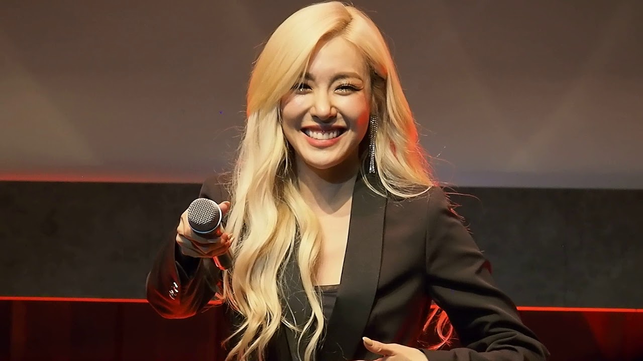 190326 'Lips On Lips' by Tiffany Young from Lips On Lips Mini Showcase in Seoul