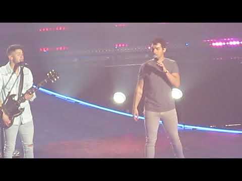 Jonas Brothers - Burning Up, Sucker - Manchester Arena 06/02/2020