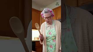 Cake? I ordered pizza! 🦜🍕 #funnyvideo #parrot #talkingparot #funny #birds