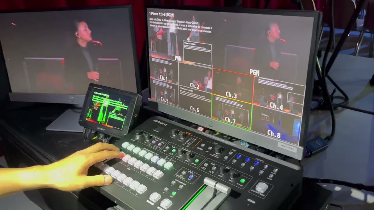 Roland V-600UHD 4k Mélanger Vidéo Multi Format HDR 6 entrées 12G-SDI/HDMI