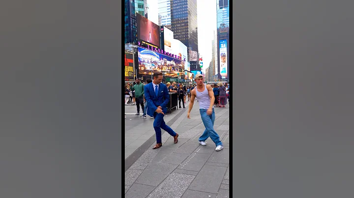 Smooth criminals @itzvikwhite #nyc #timessquare #michaeljackson