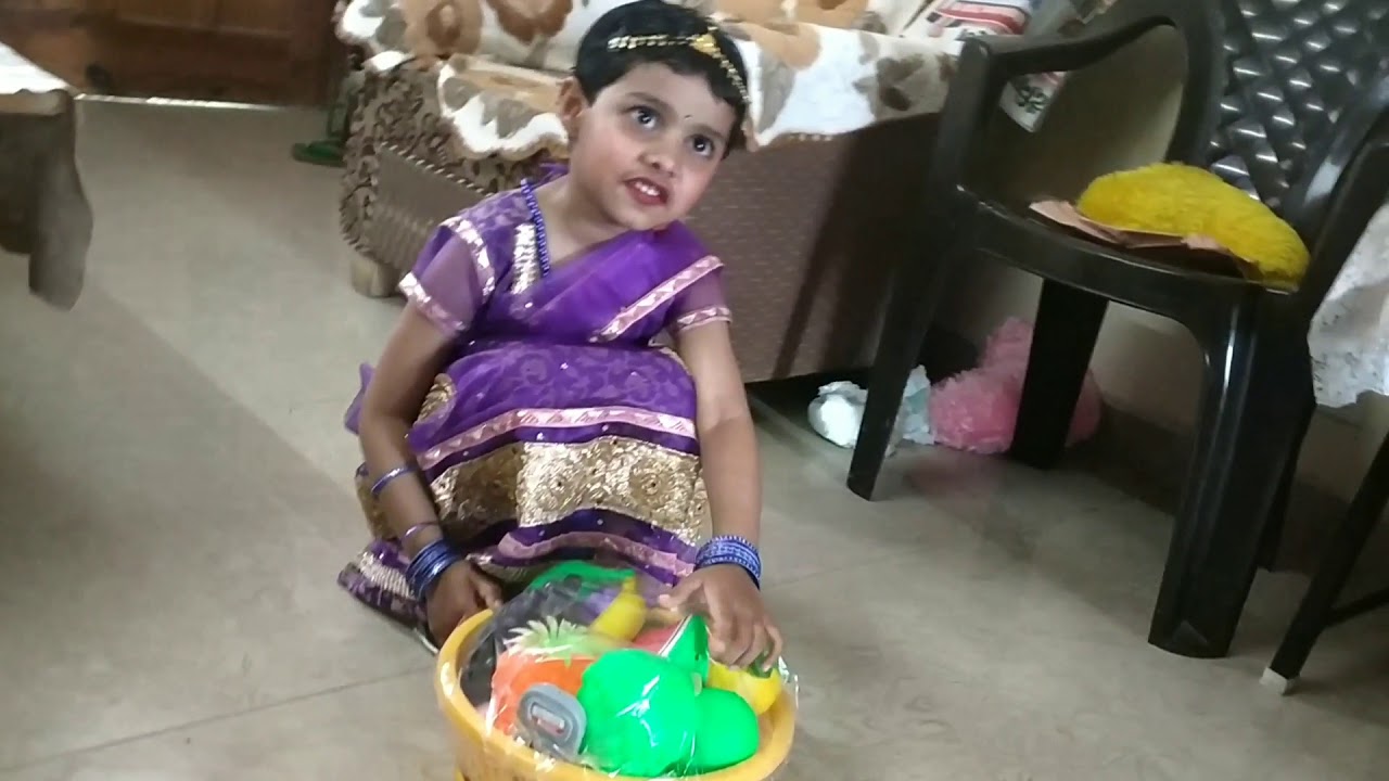 Cute Fruit sellers Fancy Dress competition dhadkan act phal