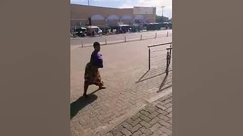 Vee Mampeezy Dololo Dance