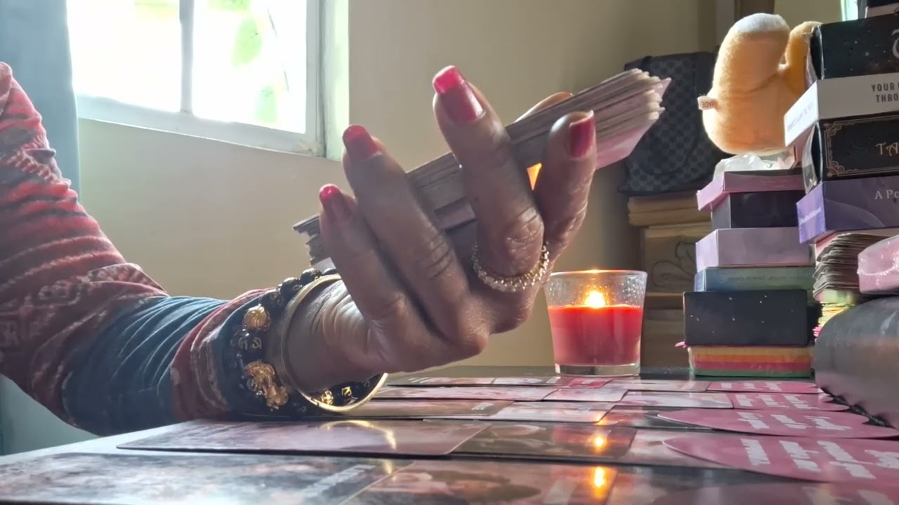 Этот мужчина действительно хочет поцеловать твои прекрасные губы 💋 😍