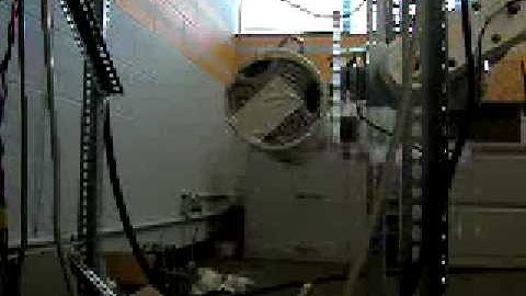 suspension system 2nd test : 1.333s period sine wave motion/ with additional load/ with spring