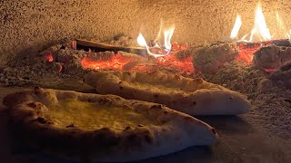 Хачапури лодочка в печи для пиццы на дровах