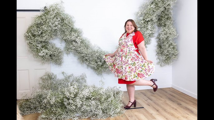 How to style a moody mantelscape with a dramatic DIY baby's breath garland