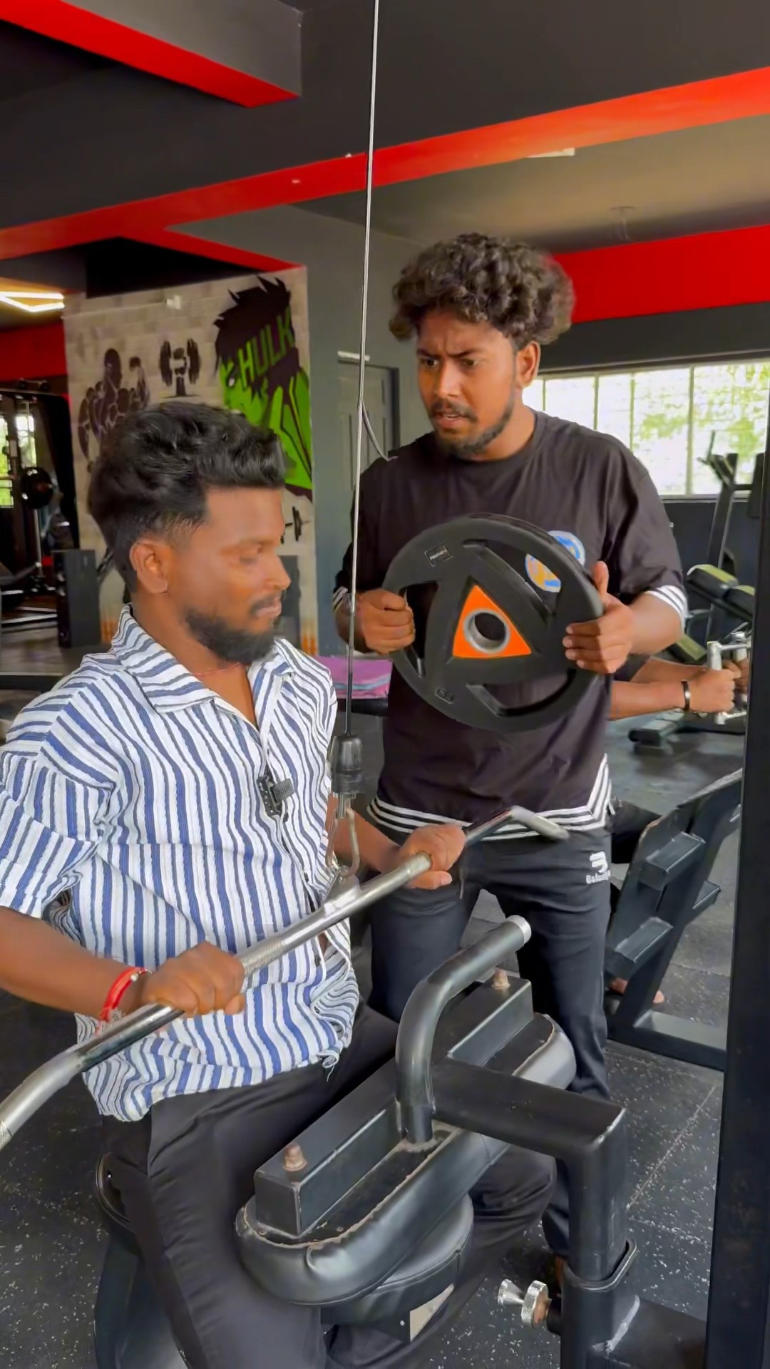 जिम में बेइज़ती करा दी ?? #comedy #realfools #vikramcomedyvideo #vikramfunnyvideo #zim
