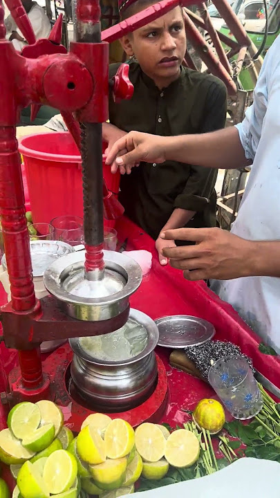 This Fresh Orange Juice Will Blow Your Mind 🍊 | Viral Street Drink in Pakistan!