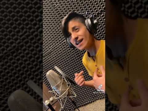 اغنيه حياتي مبهدله كل يوم بمشكله