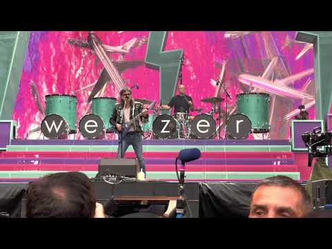 Weezer - Hash Pipe (Citi Field, Flushing 8/4/21)