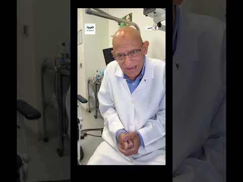 محمد أباظة طبيب مصري أصبح جزء ا من نسيج مدينة الخ بر بعد أن قضى 40عام ا في علاج أهلها مصر اكسبلور