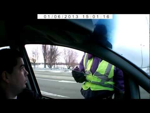 Пост ГАИ. Причина остановки мигание фарами.
