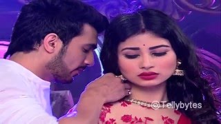 Ritik and Shivanya's romance in Naagin screenshot 2
