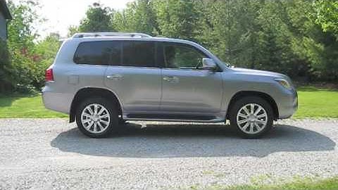 Demonstrating the Lexus LX 570 Active Height Control