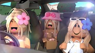 MY ALL TIME BEST FAMILY MOVING HOUSE VIDEOS ON BLOXBURG & BERRY AVENUE VOICED ROLEPLAYS ON ROBLOX!