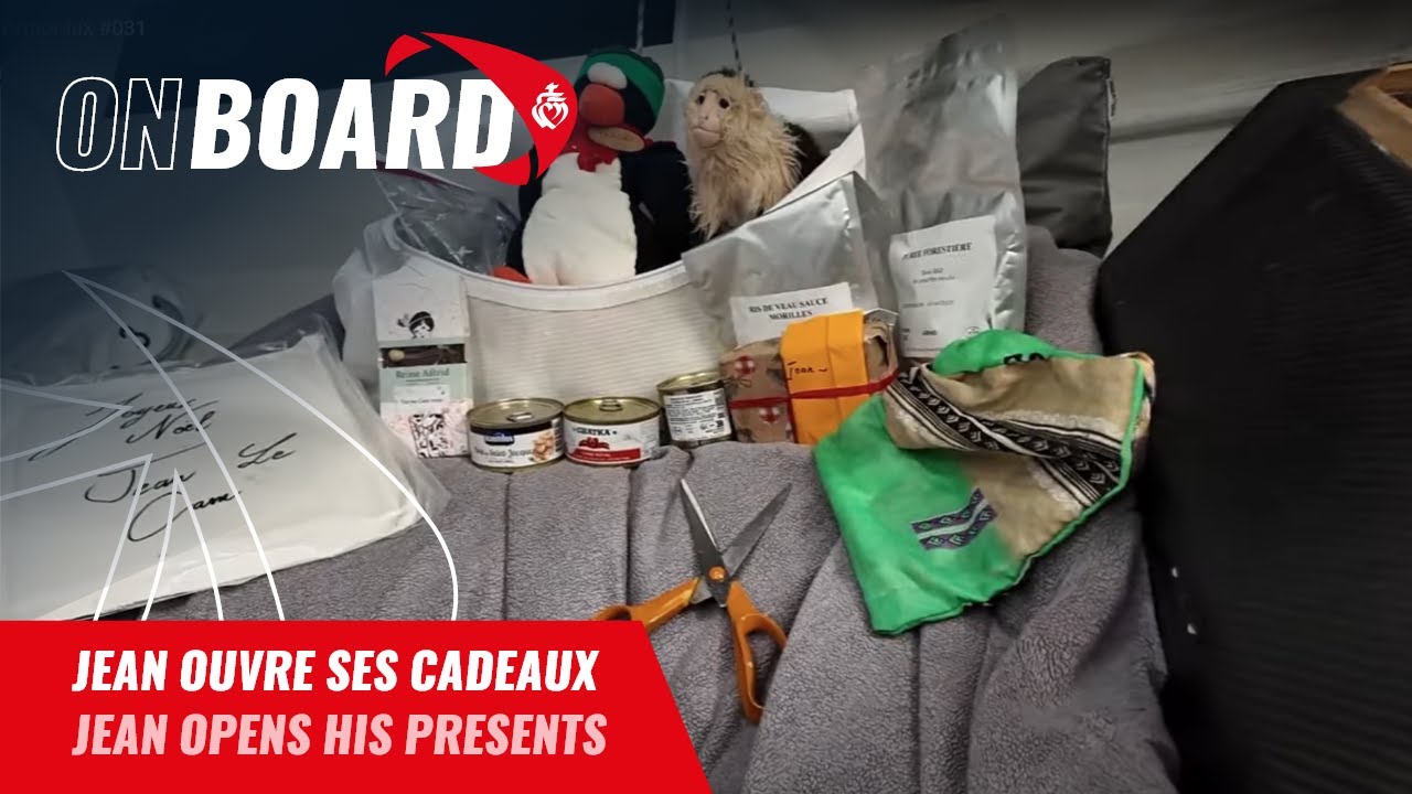 ⁣Jean ouvre ses cadeaux | Vendée Globe 2024