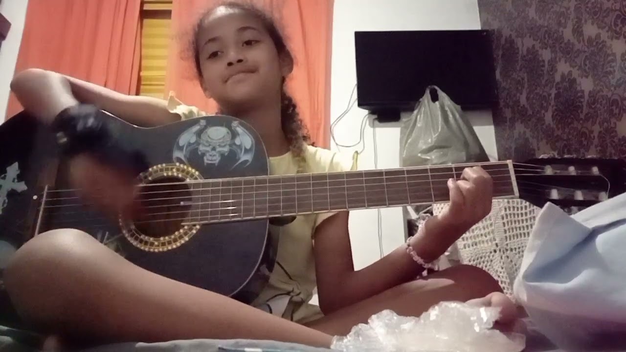 Treinando violão... Legião urbana.... Eduardo e mônica...