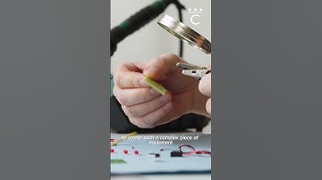 THIS IS WHY NASA SPACE SUITS COST $15,000,000 👩🏼‍🚀 🌌😱 #shorts