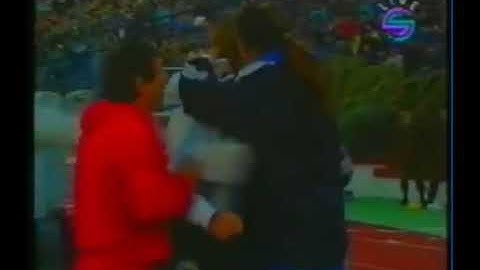 Gabriel Batistuta (Argentina) - 21/07/1991 - Argentina 2x1 Colômbia - 1 gol