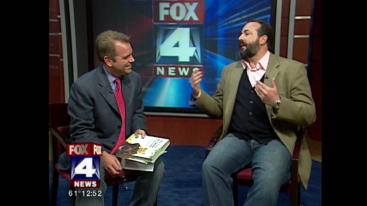 Bradley Trevor Greive in KC Why Dogs Are Better Than Cats! YouTube