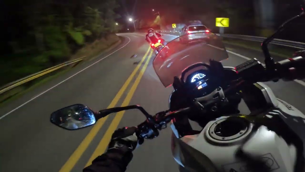 TRIUMPH TIGER SPORT VS S1000R 2025