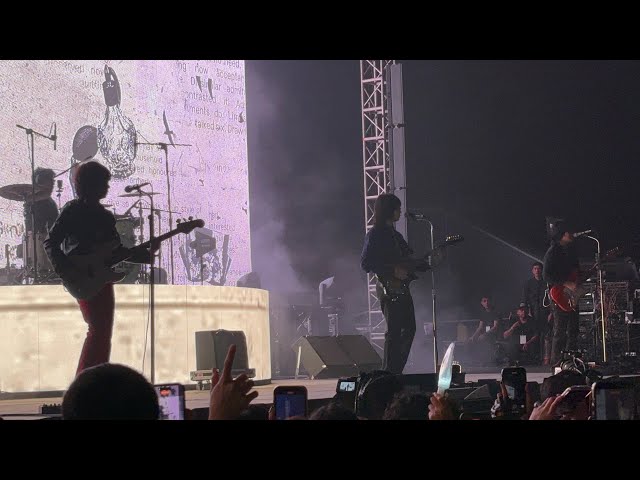 IV OF SPADES - Kabisado (Live at MOA ARENA)