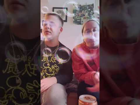 tay and i try autumn-flavored seltsers