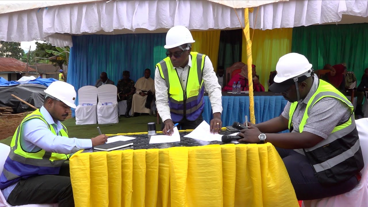 UTIAJI SAINI NA MAKABIDHIANO YA ENEO LA UJENZI WA OFISI YA MKUU WA MKOA WA KAGERA/