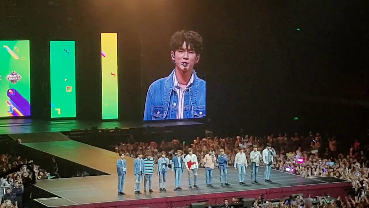 170923 WANNA ONE 워너원 FULL TALK + PINATA CUT | KCON AUSTRALIA [FANCAM]