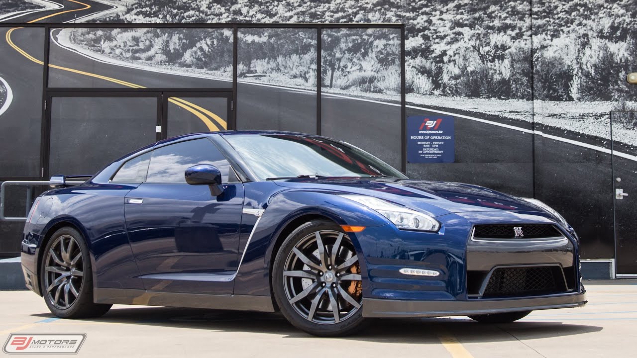2015 Nissan GT-R Premium - YouTube