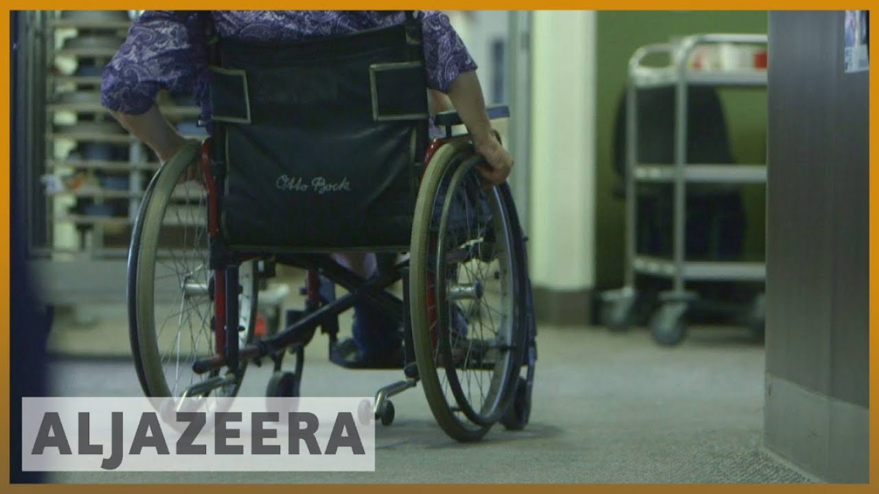 منظمة حقوقية: دور رعاية المسنين في أستراليا تقوم بتخدير كبار السن بشكل روتيني