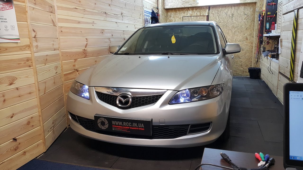 Камера заднего вида с монитором в зеркале Mazda 6 - YouTube