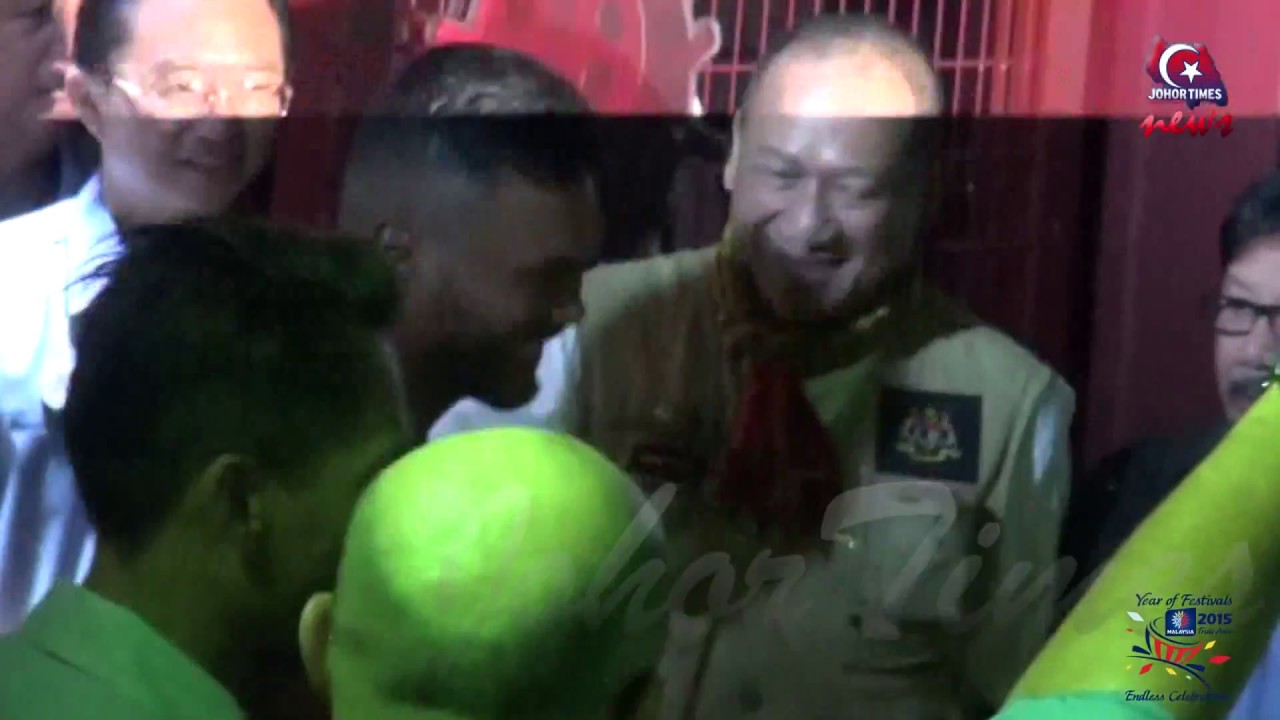 Menteri Lawat Taman Tema camera iphone 8 plus apk