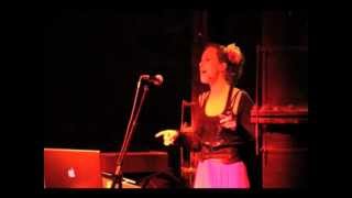 Madeleine Bloom - Stealthy (Live at the Watertower)