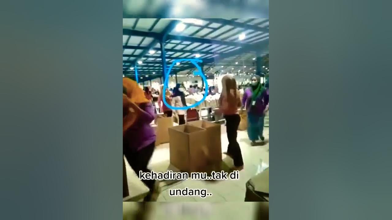 VIRAL PENAMPAKAN 2 KUNTILANAK DI PABRIK SEPATU !!!