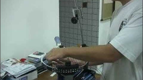 Tennis Racquet Stringing 5: Stringing the Crosses