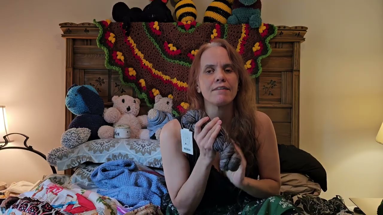 Yarn unboxing we crochet mighty stitch fingering worsted super bulky capretta superwash muse 