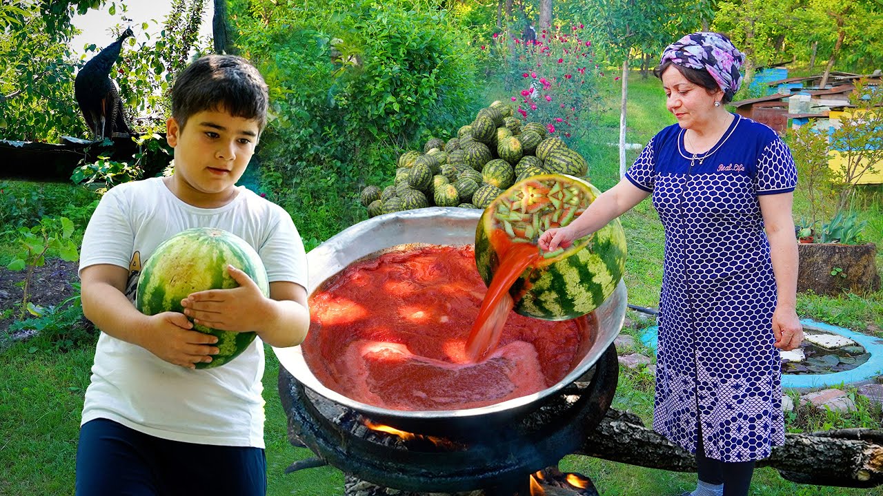 Making Traditional Azerbaijan Watermelon Jam