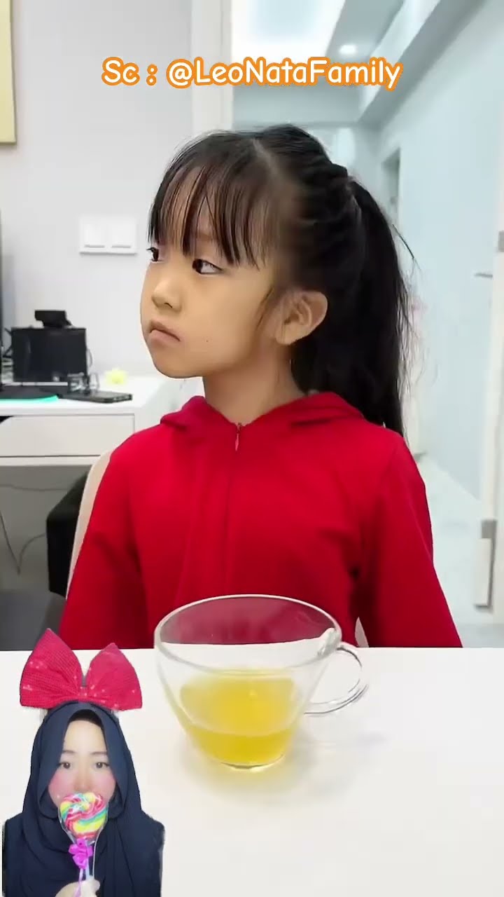 SI ADIK SELALU MENGIKUTI APA YANG PAPA LAKUKAN ⁉️ tapi ending nya … ? @LeoNataFamily #shorts #funny