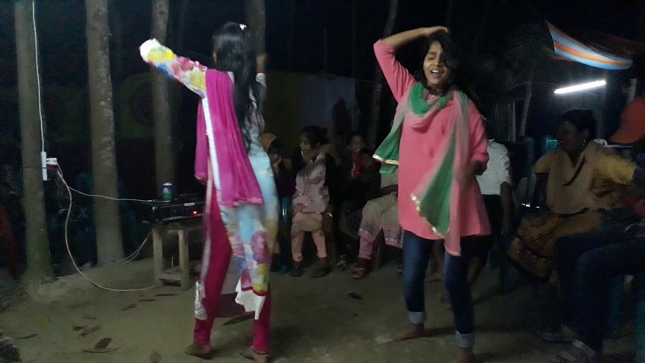 গ্রামের মেয়েদের অসাধারণ নাচ!!!