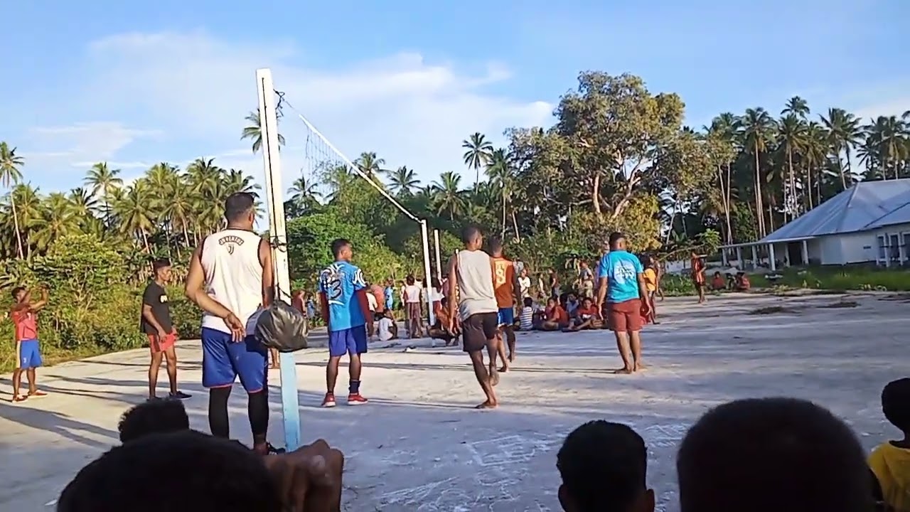 DOBO MALUKU INDONESIA DESA WARIALAU vs DESA MARLASI