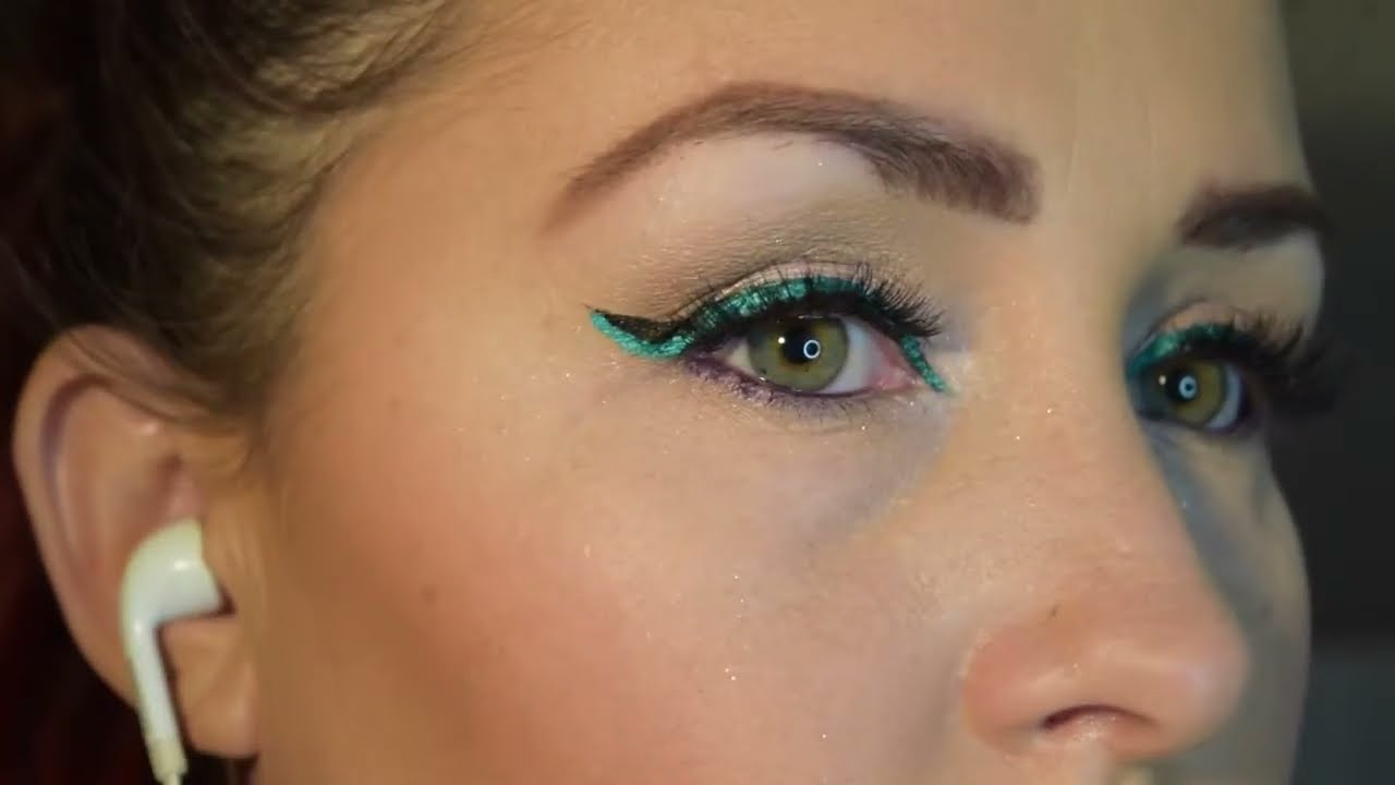 Quick easy Bold summer liner......GRWM YouTube